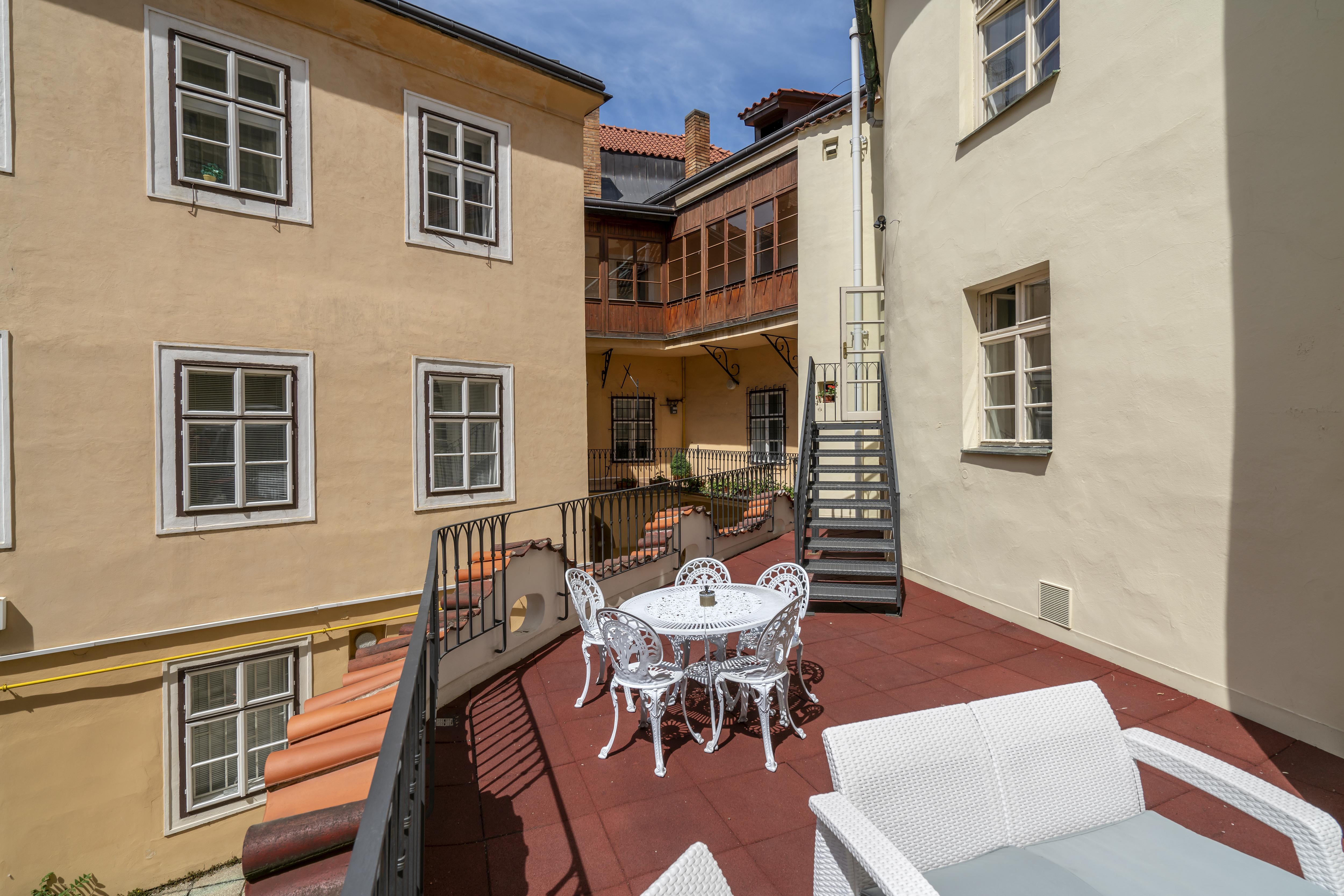 Old Town - Aparthotel Michalska Praag Buitenkant foto