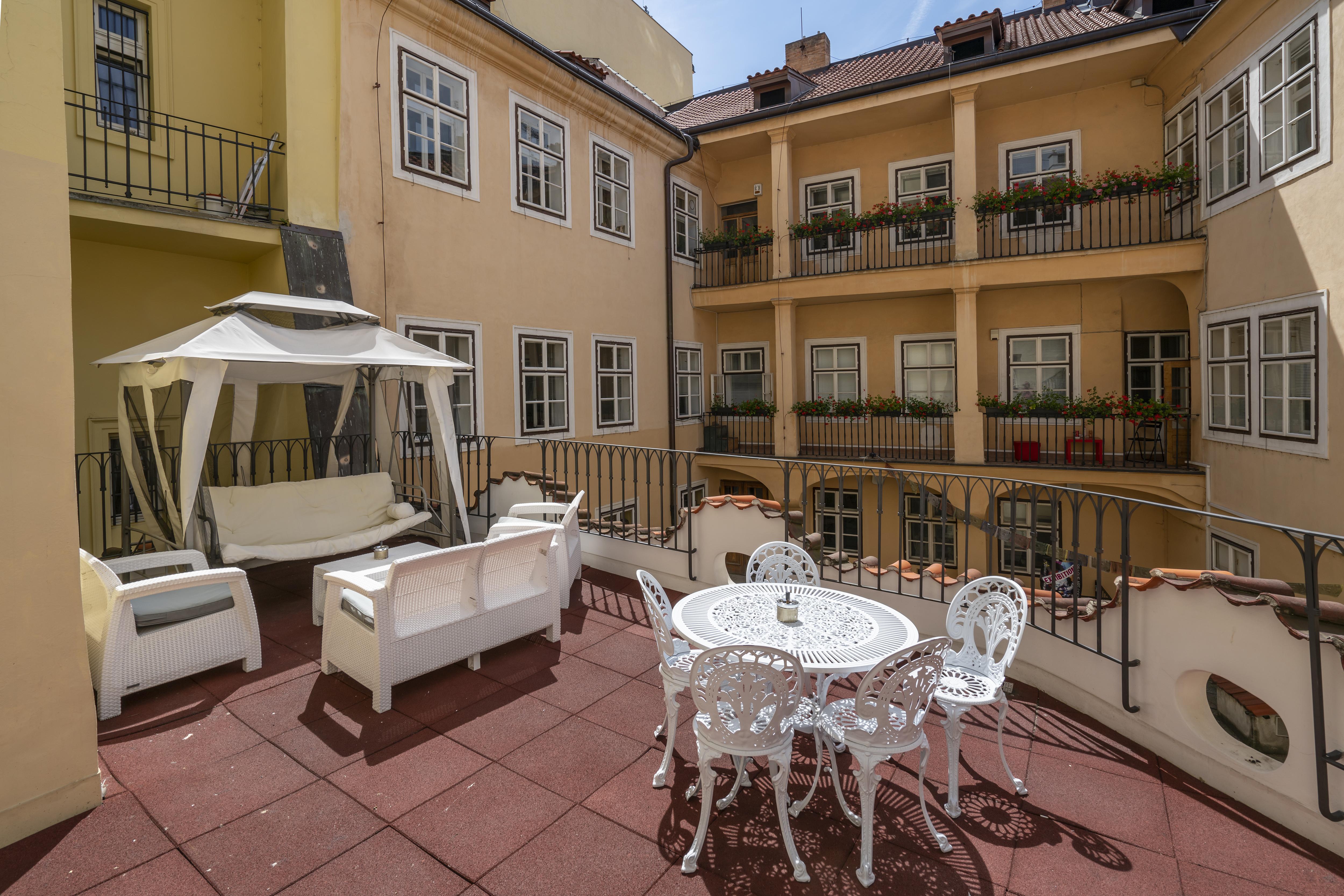 Old Town - Aparthotel Michalska Praag Buitenkant foto