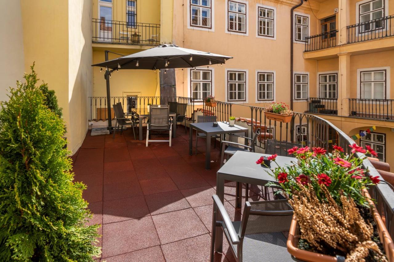 Old Town - Aparthotel Michalska Praag Buitenkant foto